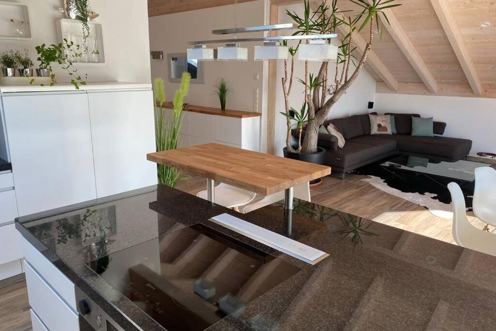 Lichtdurchflutete Wohnung Mit Grosser Dachterrasse 布鲁克米尔 外观 照片