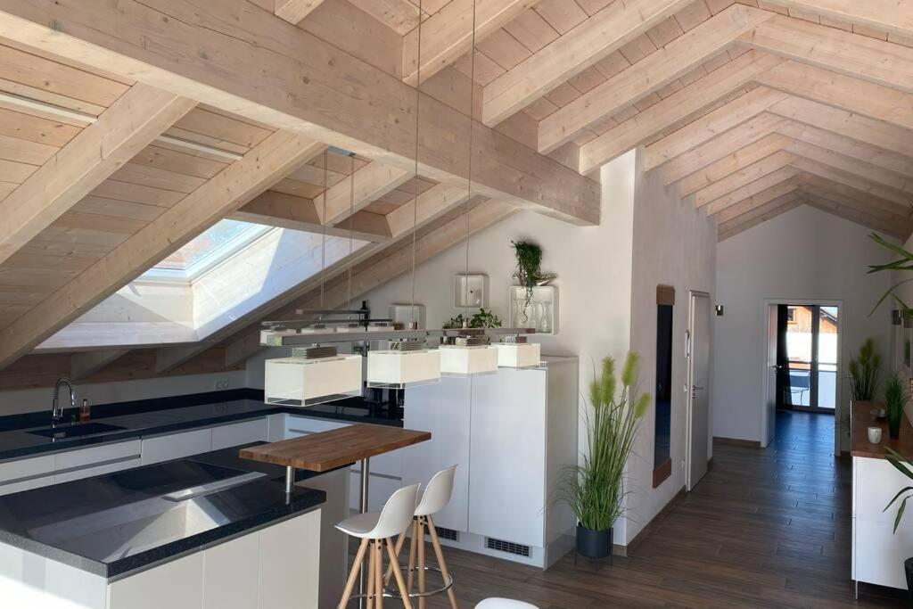 Lichtdurchflutete Wohnung Mit Grosser Dachterrasse 布鲁克米尔 外观 照片